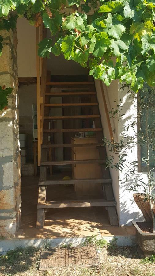 Rural Apartment Geja ウマグ エクステリア 写真
